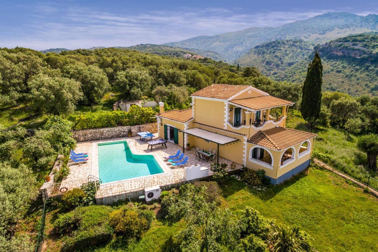 Villa Vingla By Villa Plus Касіопі Екстер'єр фото