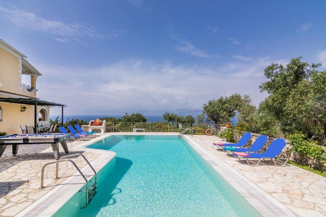 Villa Vingla By Villa Plus Касіопі Екстер'єр фото